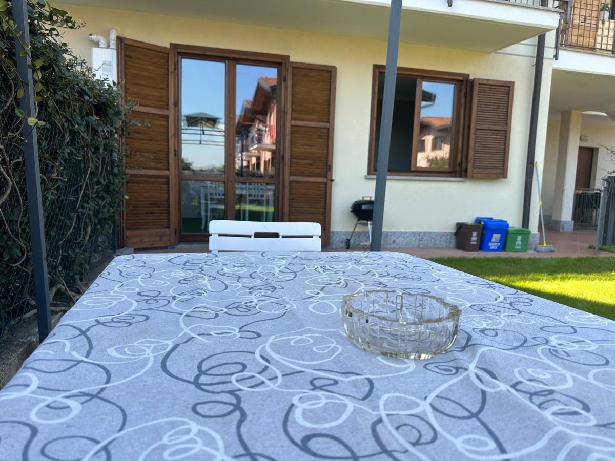 Miky'S Home Leggiuno Luaran gambar